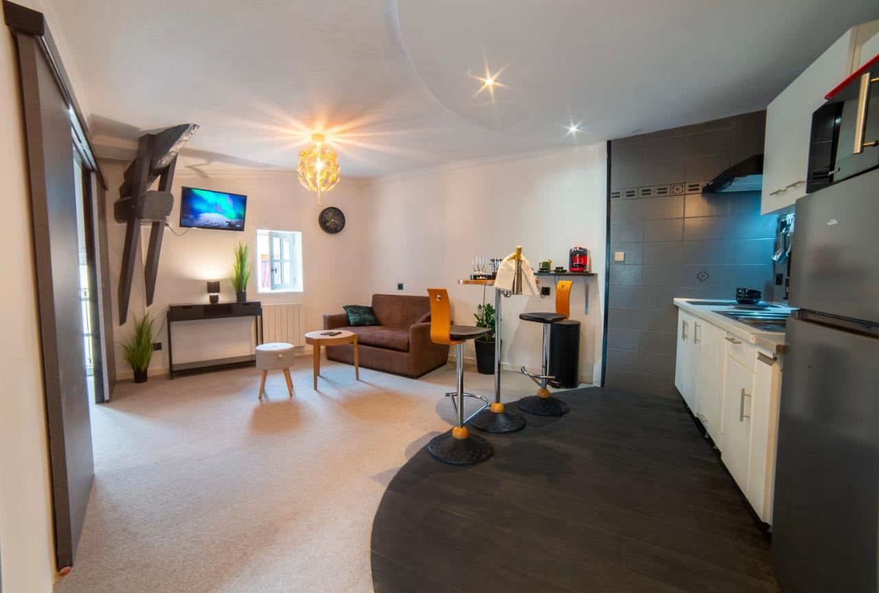 Appart'Hotel Chaleureux Au Coeur De Tullins - Le Roitelet מראה חיצוני תמונה